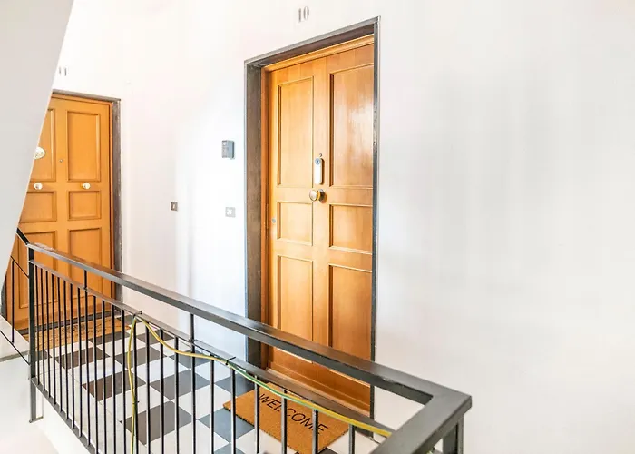 Modern Apartment In The Heart Of The City Center