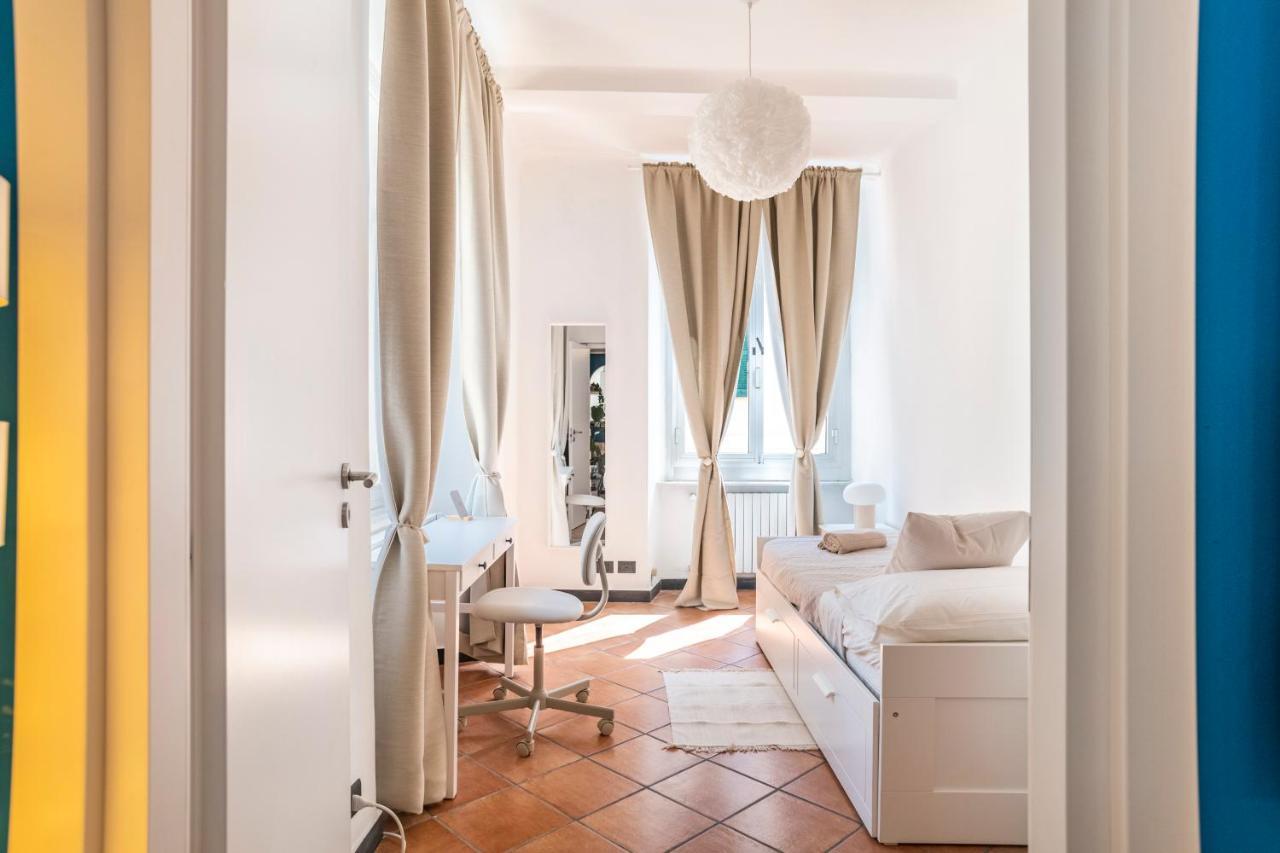 Modern In The Heart Of The Center Apartment Genua